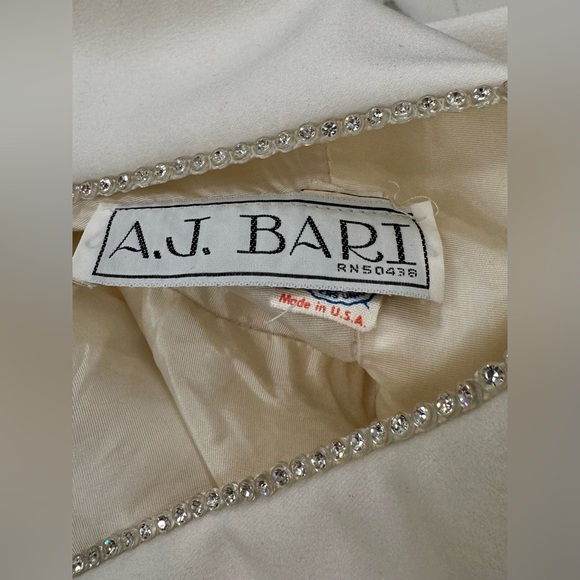 A.J. Bari - VTG 80s Structured White Satin Formal Dress/Crystal Trim - EUC 4 - Picture 13 of 17